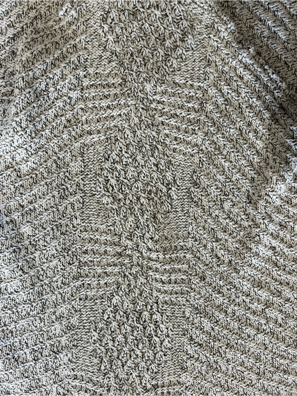 Roots Grey Knit Poncho - Picture 3 of 3